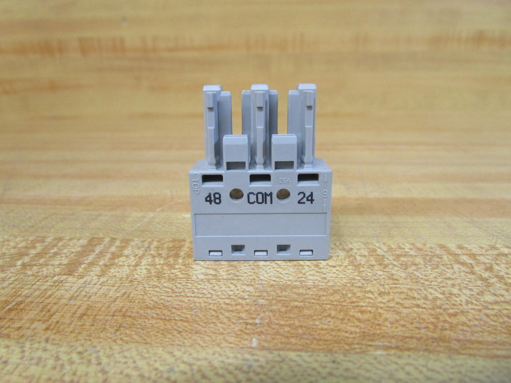 Wago 770-243 Socket 770 (Pack of 13)