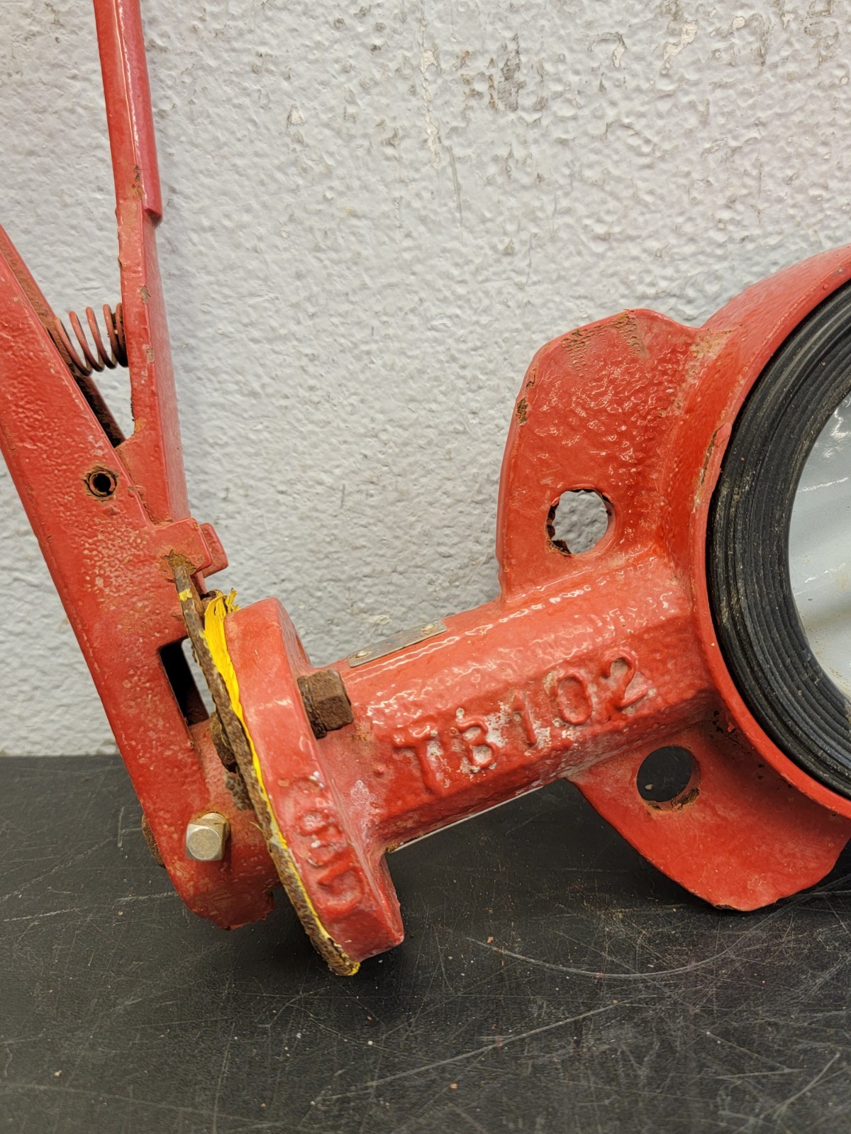 BRAY 4″ BUTTERFLY VALVE Used A