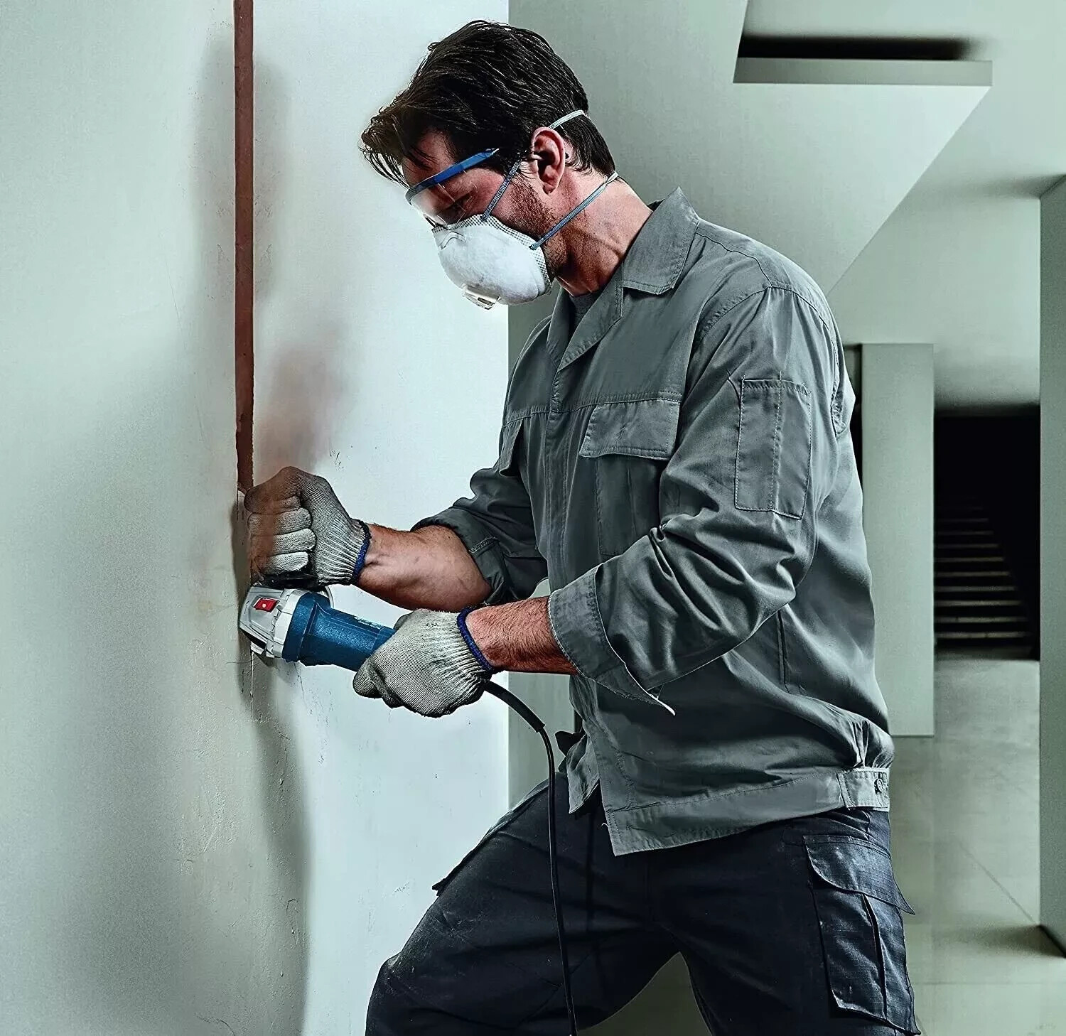Bosch 100mm 750W Angle Grinder GWS 750-100, 220 Volt , Free shipping