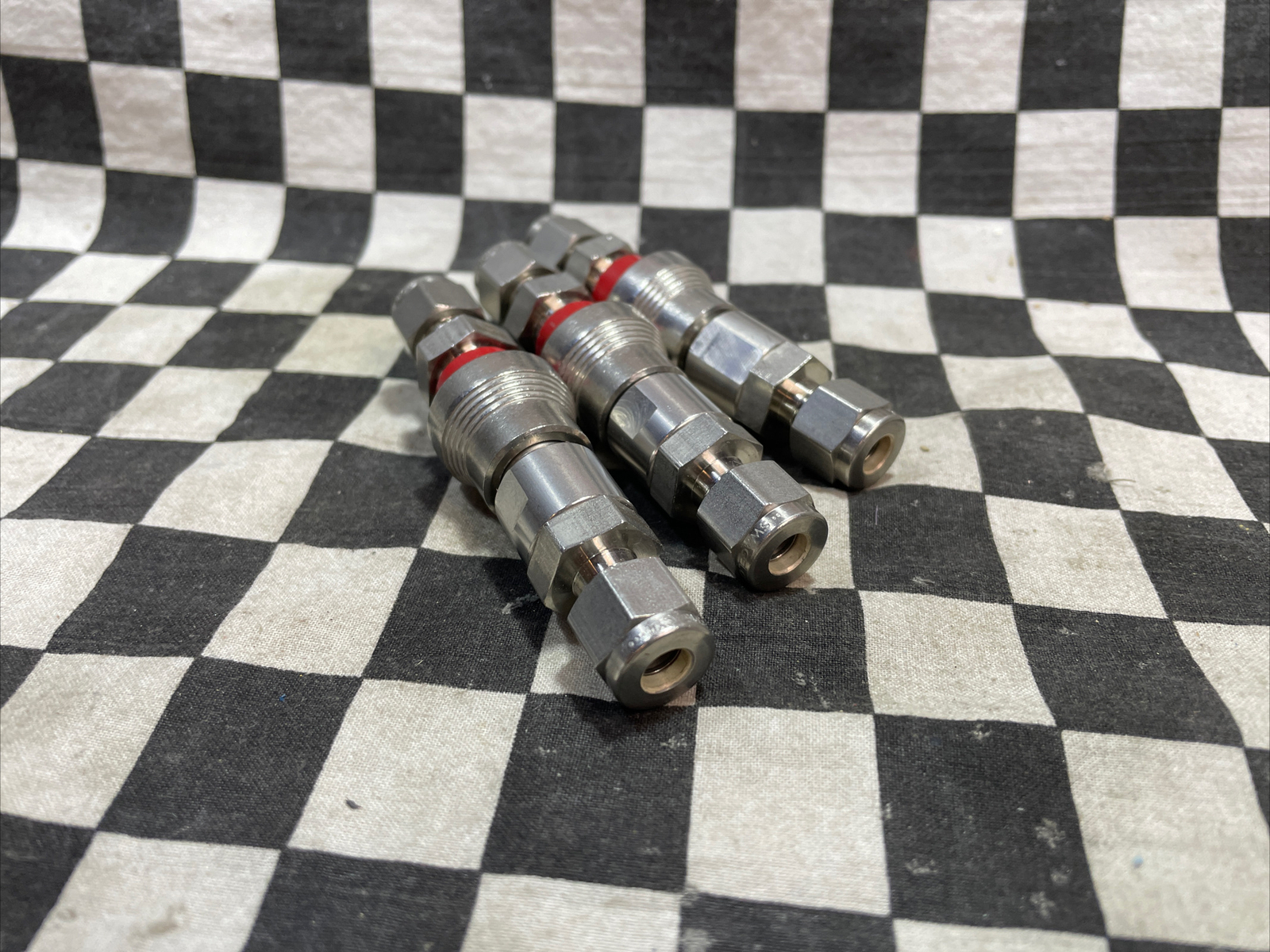 SWAGELOK Quick Connect 1/4″, SS-QC4-B-400 & SS-QC4-D-400, LOT OF 3 SETS #1327D9