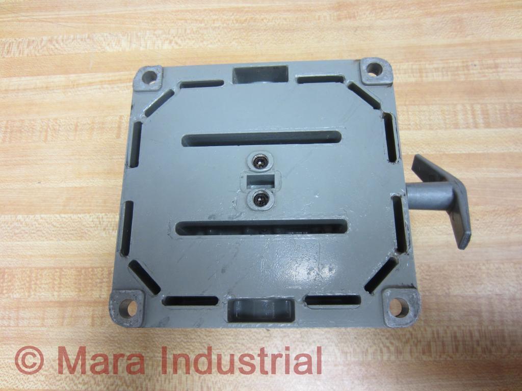 Rees 04944-000 Cable Operated Switch 04944000 Shaft Broken