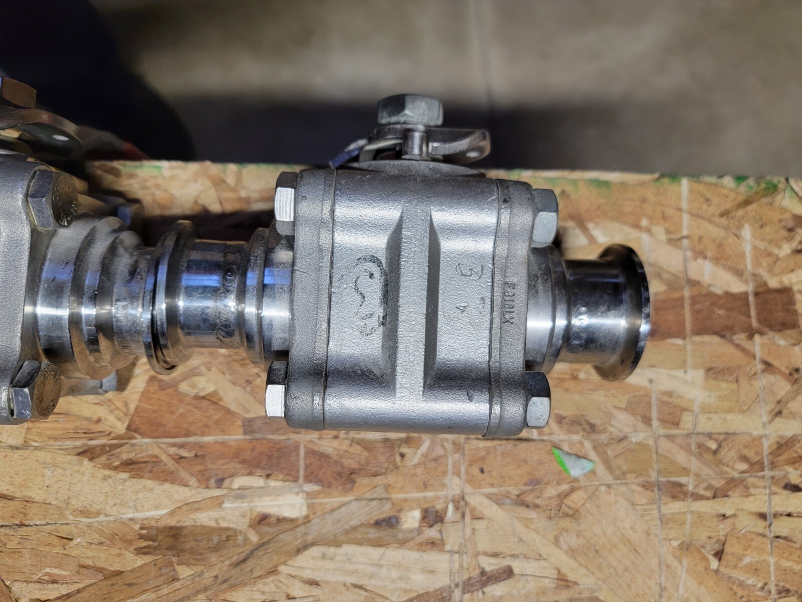 FLOWSERVE WORCESTER (UK)15A44-6666TT 316 SS BALL VALVE NOS FREE SHIPING