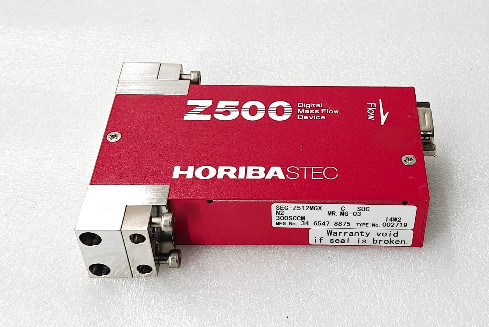 HORIBASTEC SEC-Z512MGX 300SCCM N2 VALVE C MR. MG -03 MASS FLOW CONTROLLER