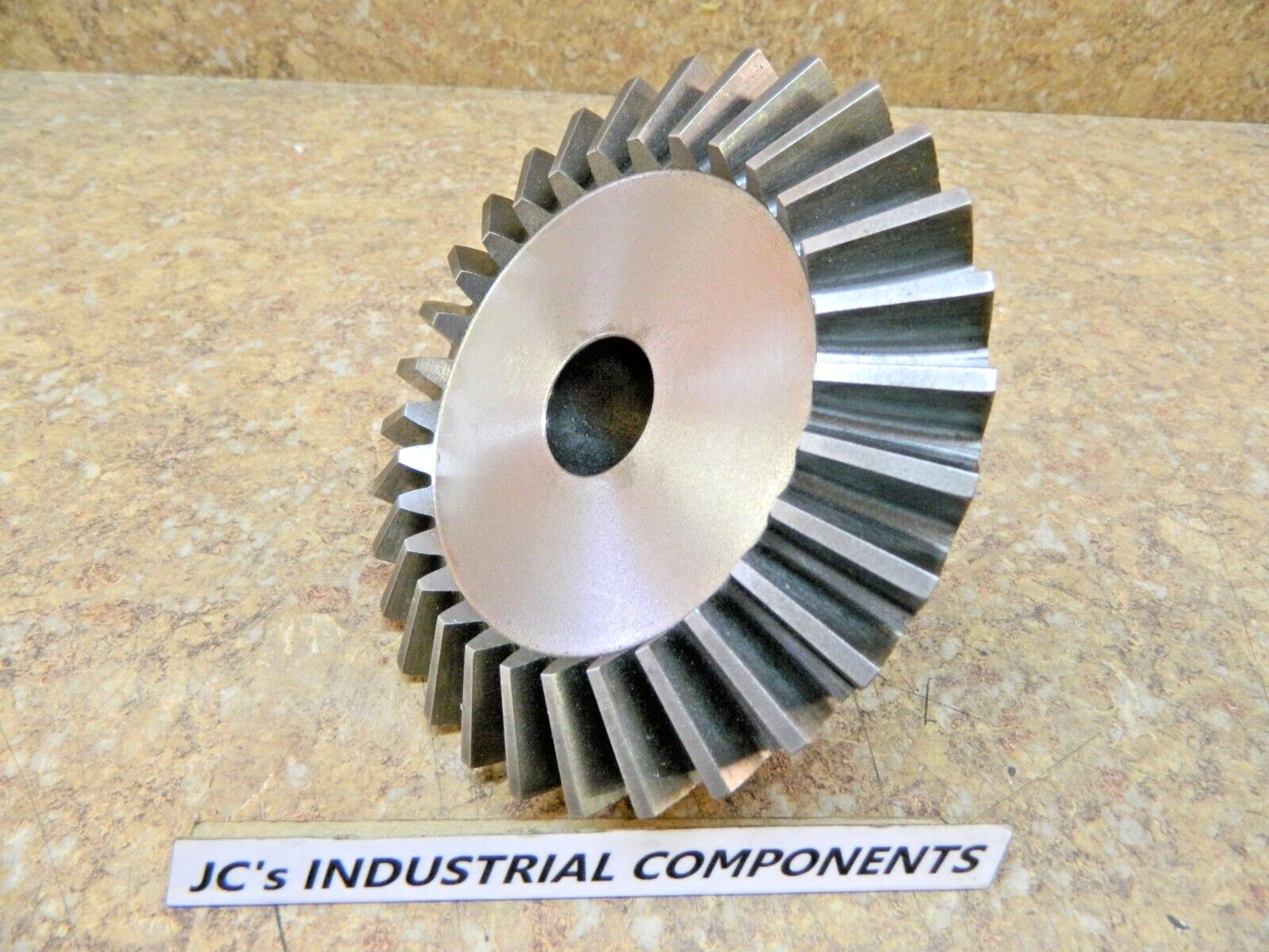 BOSTON GEAR PA-625Y-G Bevel Gear 30 Teeth 20 Deg. PA 1-1/8″ Bore