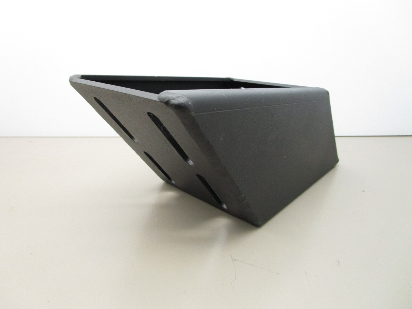 Gamber-Johnson DS-STEP Offset Universal Mounting Step