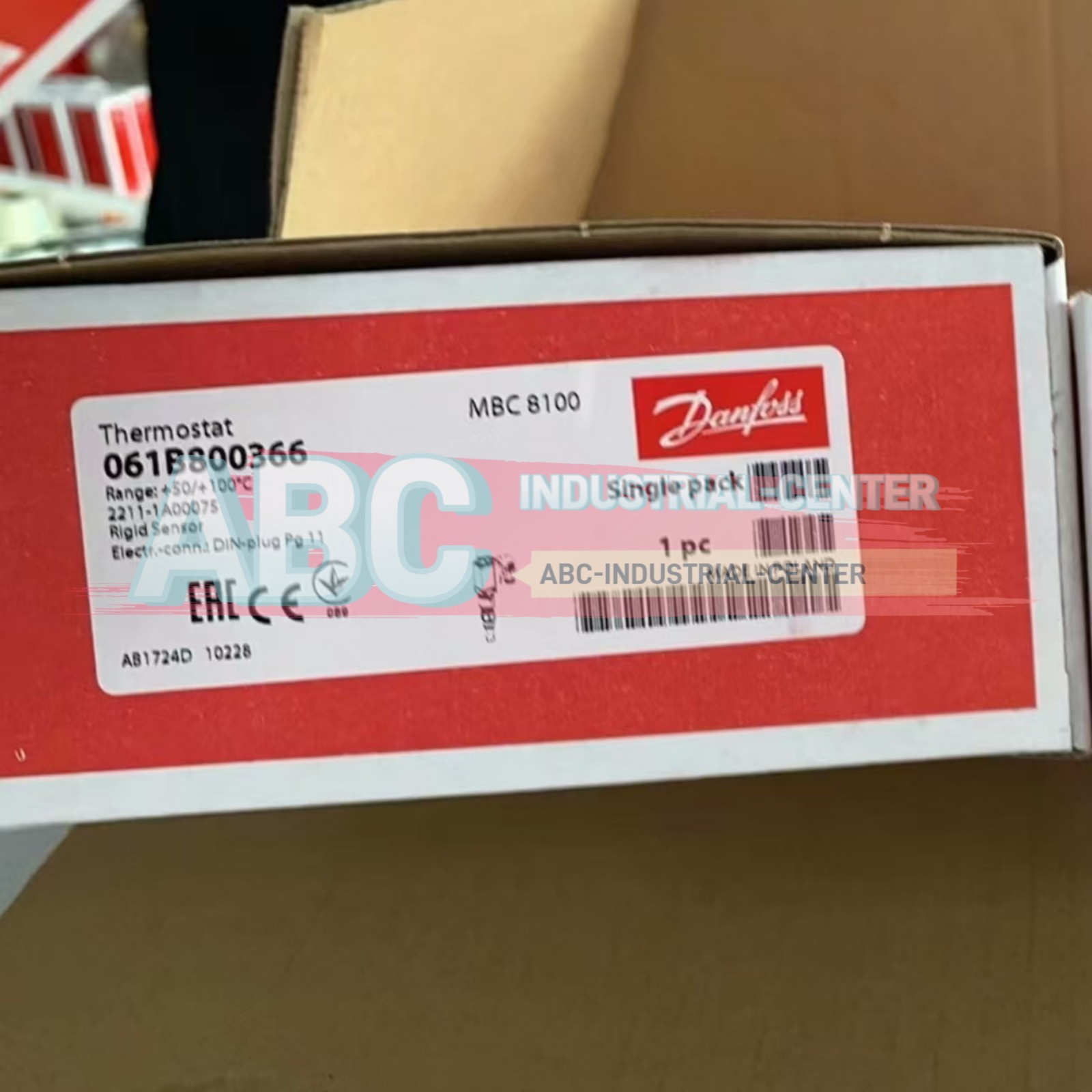 Danfoss 061B800366 MBC8100 thermostat#1pcs new in box