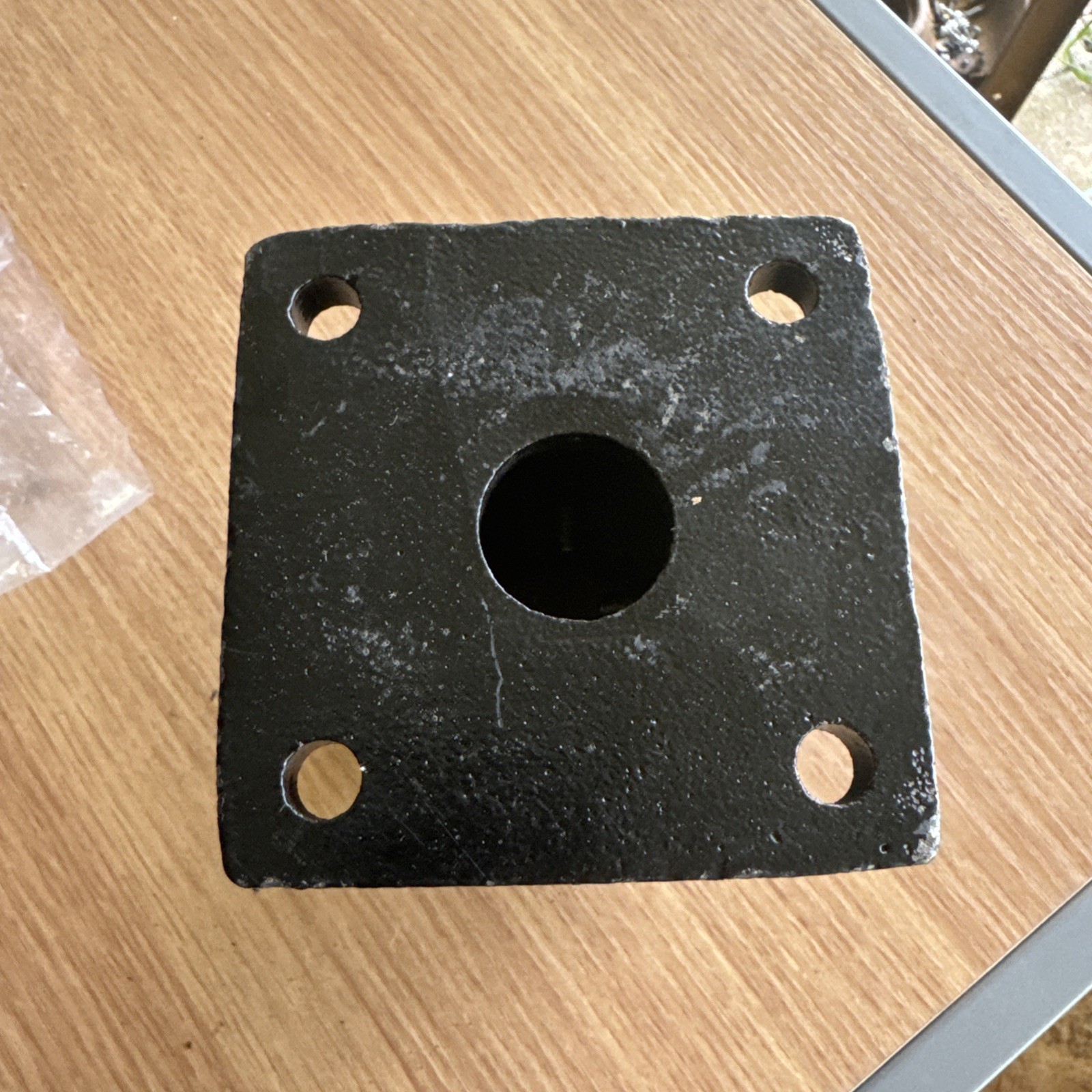Global Industrial Single Socket Base 940374 for Pedestrian Barrier 9054860