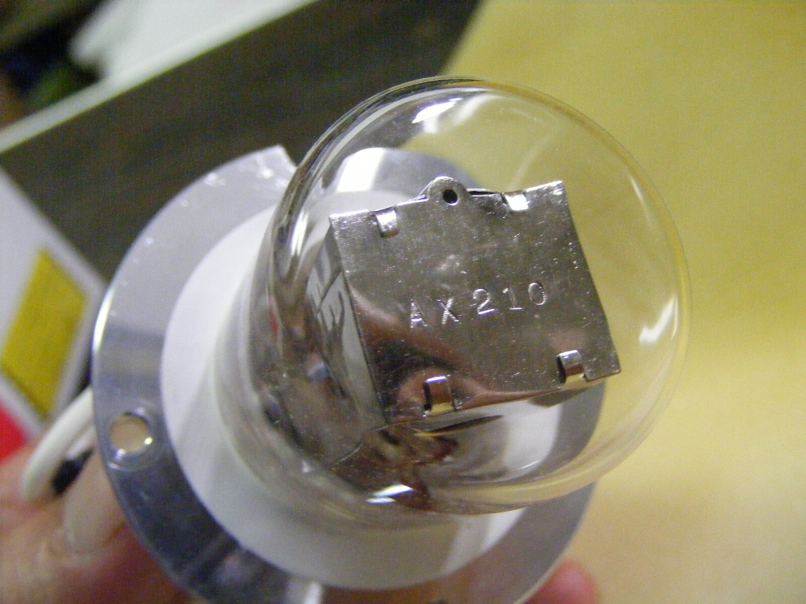 Hamamatsu L4505-50 Deuterium Lamp (a34)