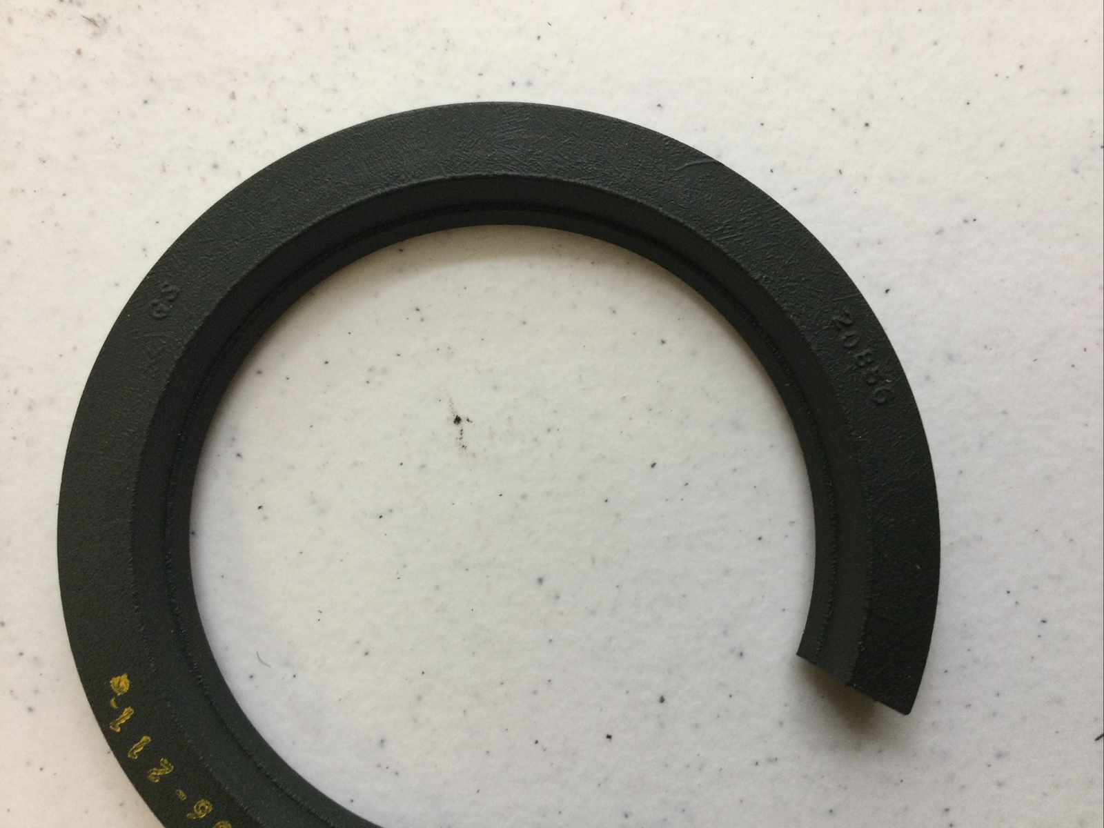 NEW GARLOCK-KLOZURE 25006-2118 DYNAMIC OIL SEAL, 23X2118, FREE SHIPPING