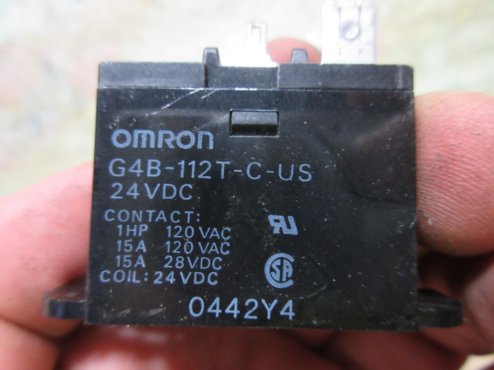 OMRON SAFETY SWITCH G4B-112T-C-US 24VDC 0442Y4 CNC LOT OF 2