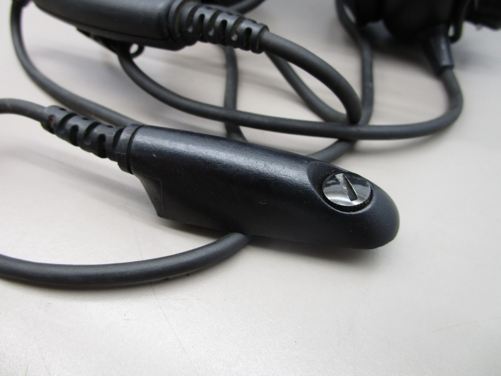Motorola RMN4019A Medium Duty Radio Headset with PTT Over the Head