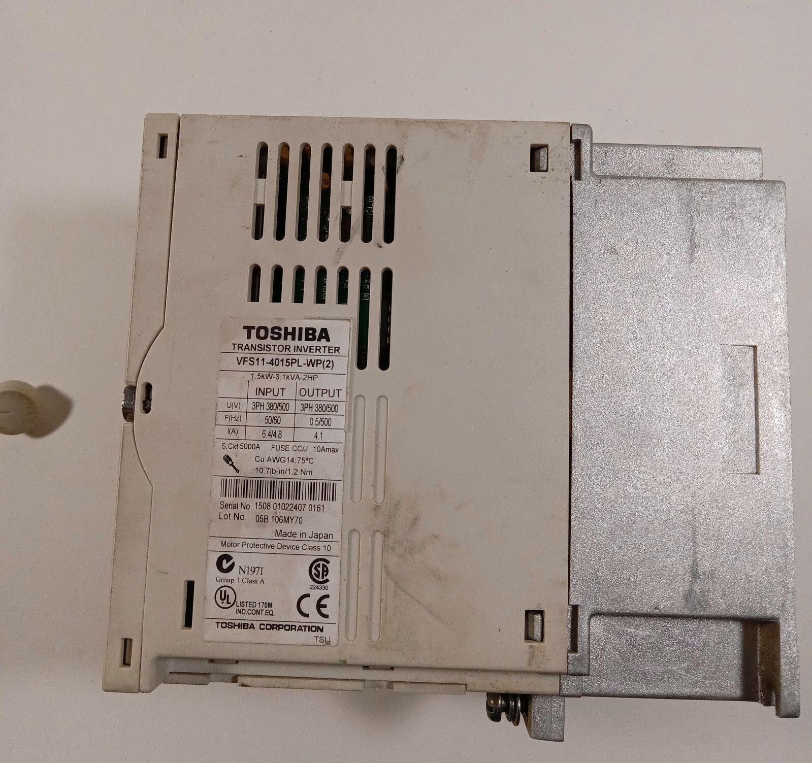 1 USED TOSHIBA VFS11*4015PL-WP (2) DRIVER INVERTER W/ LOOSE KNOB ***MAKE OFFER**
