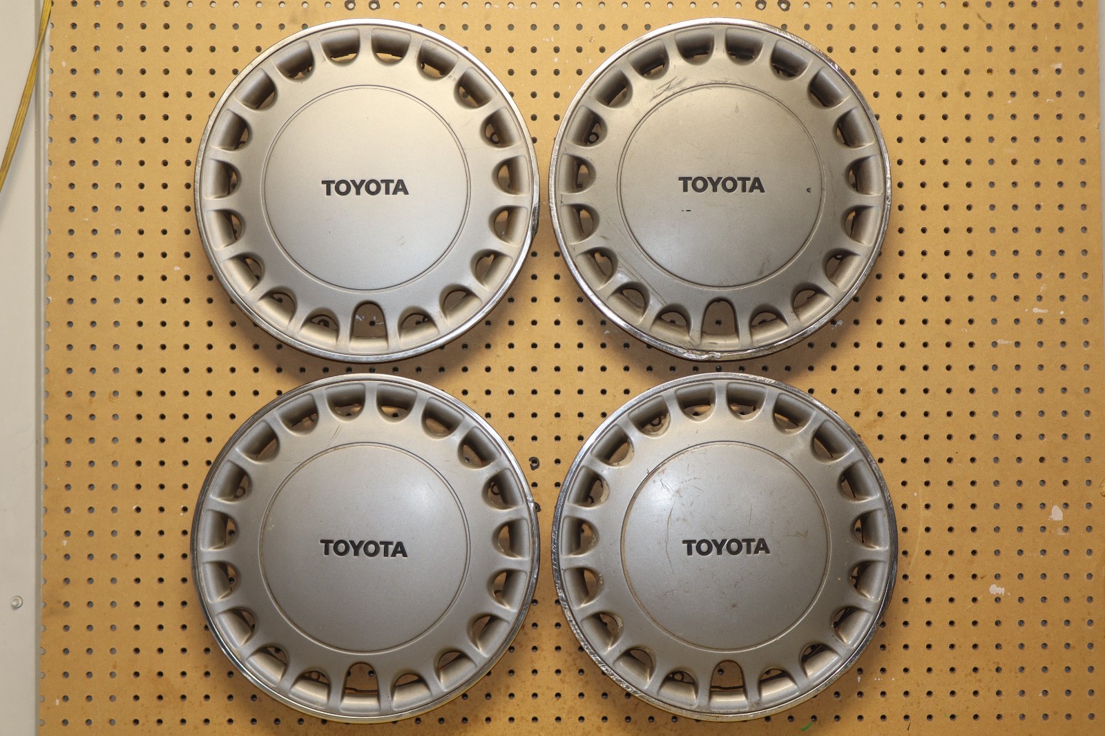 4 Toyota Corolla 1987 – 1991 #42621-12310 Hub Caps Wheel Cover 14.5″ Hubcaps