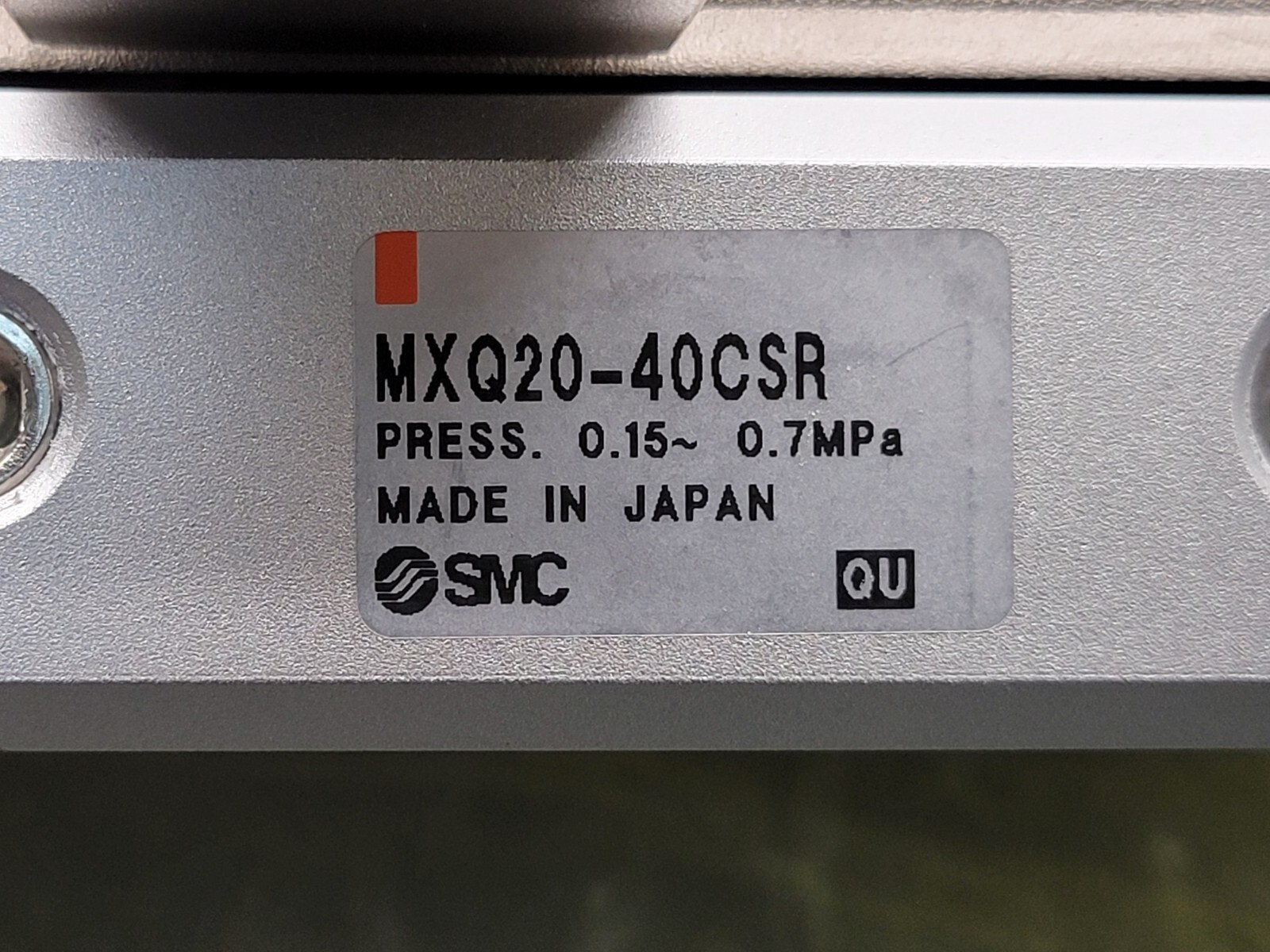 SMC MXQ20-40CSR Cylinder.