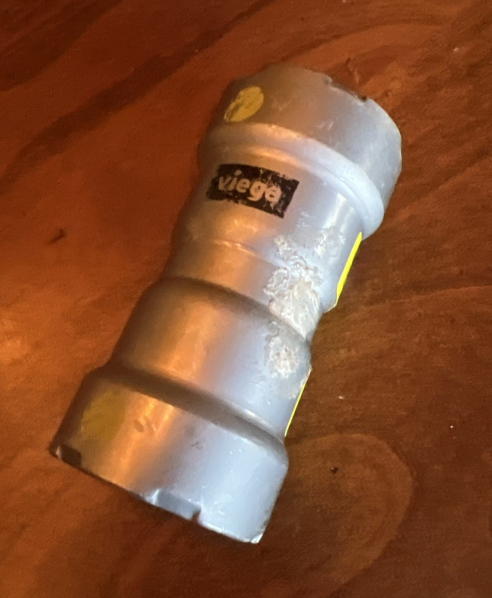 Viega 22009 MegaPressG Coupling with Stop 3/4 inch Press Connection