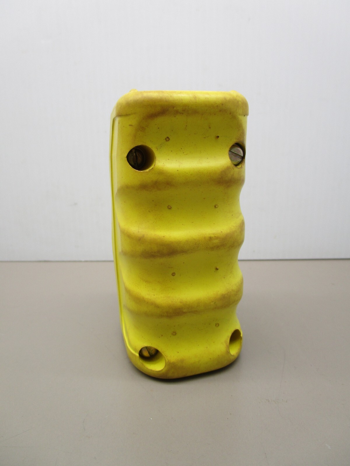Square D 73170 B-62Y 2-Button Hoist Control Enclosure Yellow Molded Rubber Case
