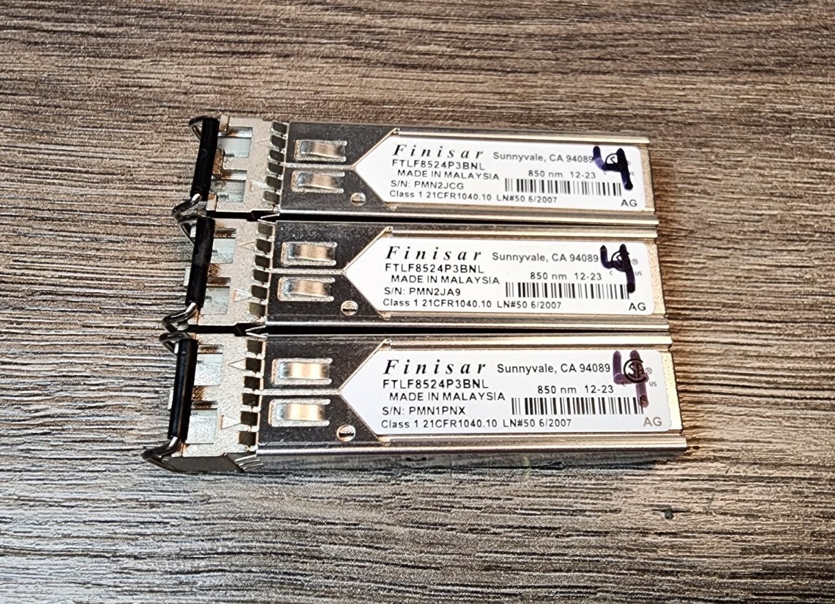 3 X Finisar FTLF8524P3BNL NK 4Gb FC 850nm SW