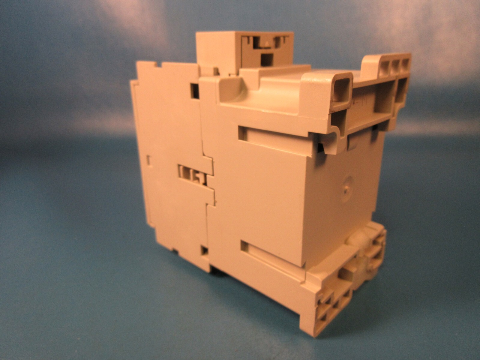 ALLEN BRADLEY 100-C09EJ10 Contactor, 24V DC Electronic Coil
