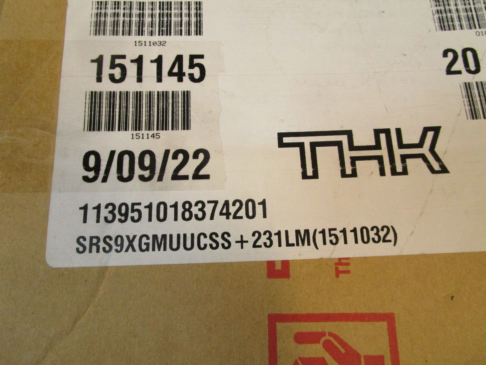THK SRS9XGMUUCSS +231LM, One SRS9XGM Linear Guide Block on a 231mm Rail