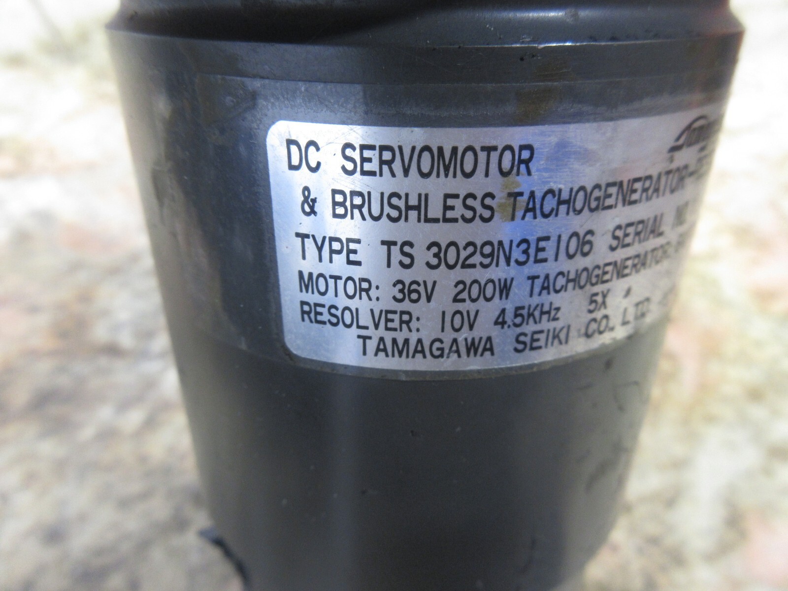 TAMAGAWA DC SERVO MOTOR BRUSHLESS TACHOGENERATOR TS 3029N3E106 36V 200W