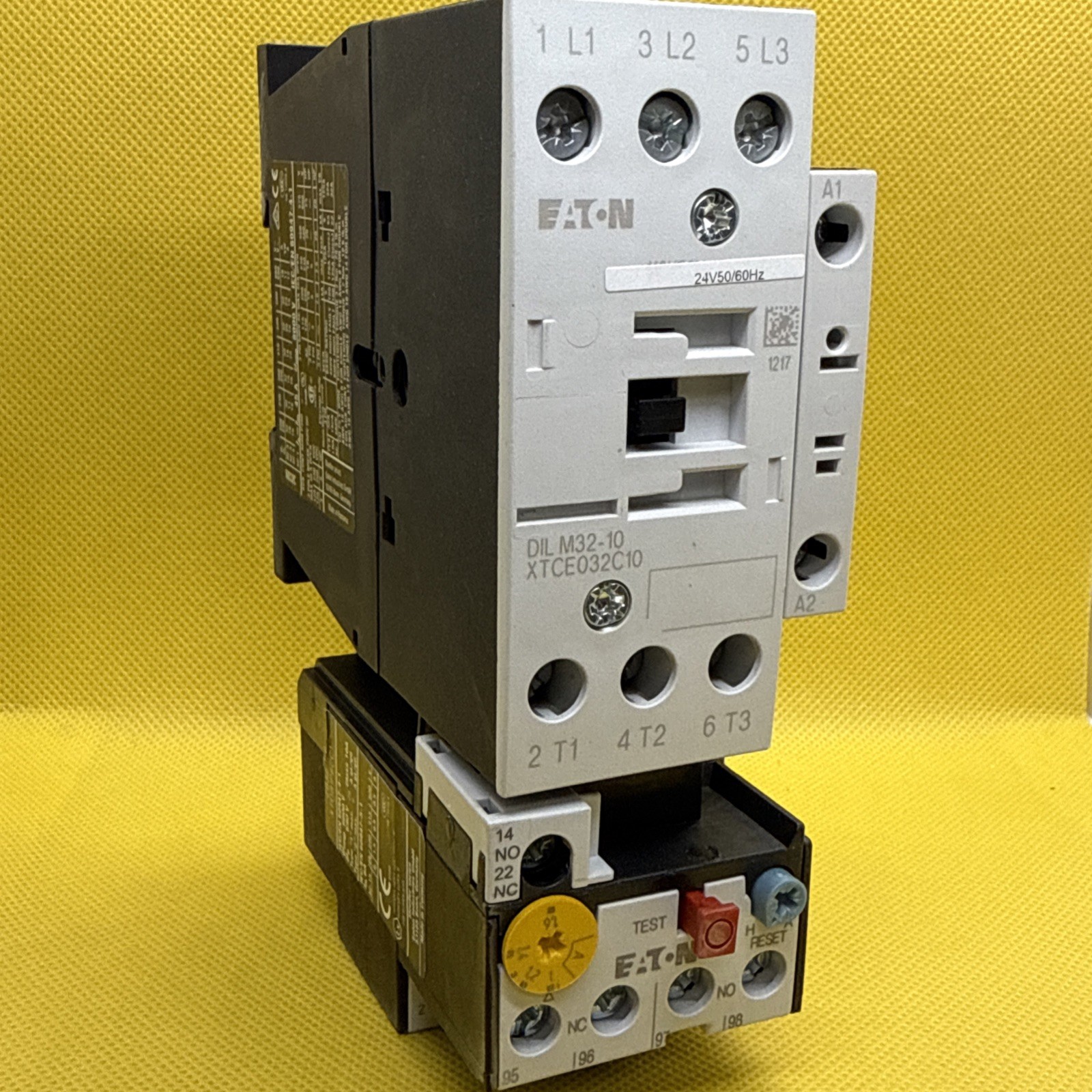 EATON DIL M32-10 XTCE032C10, XTOB1P6CC1, ZB32 3PH contactor 24V 50/60Hz