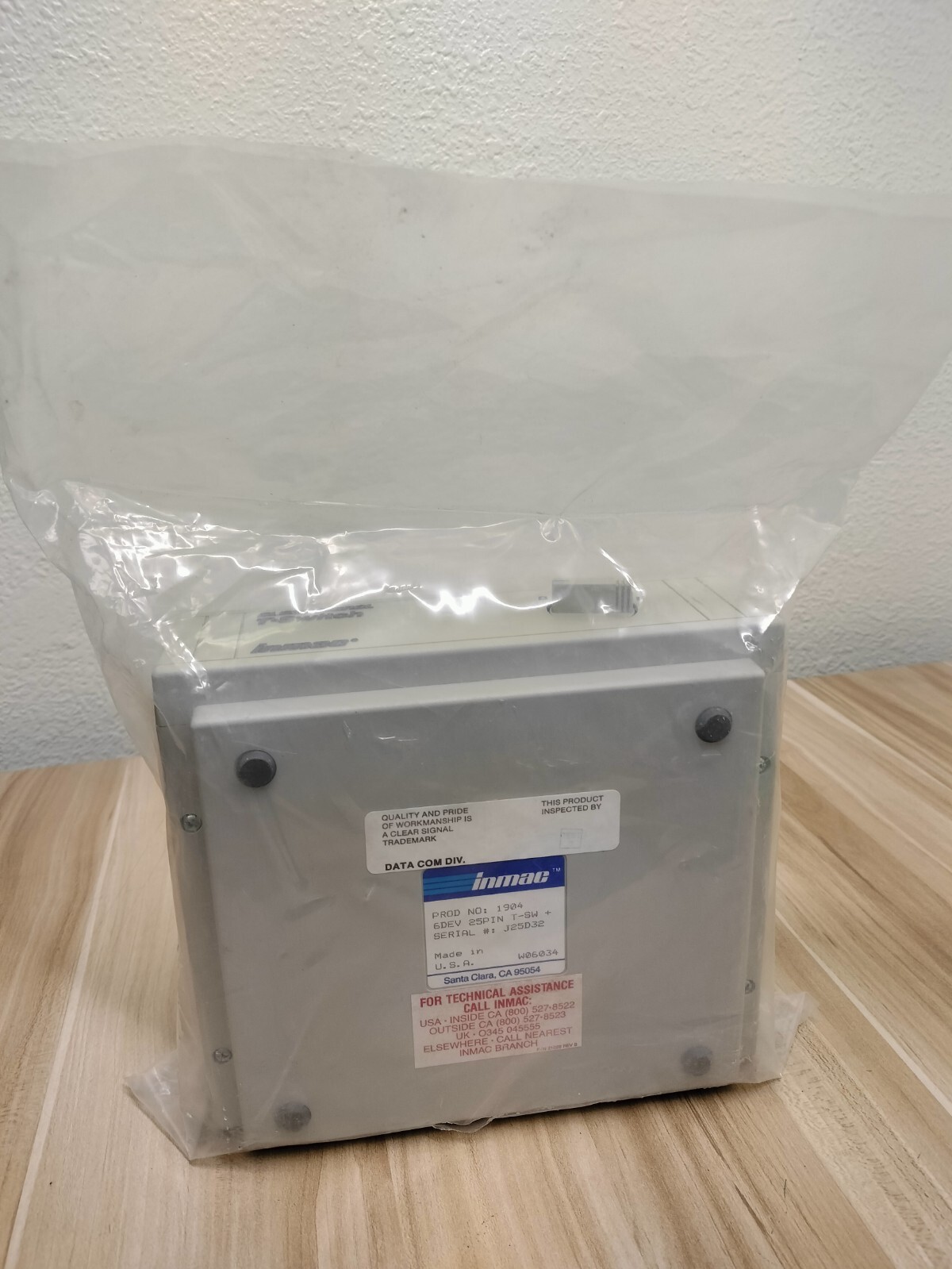 Inmac Clear Signal T-Switch – 1904 (W06034)