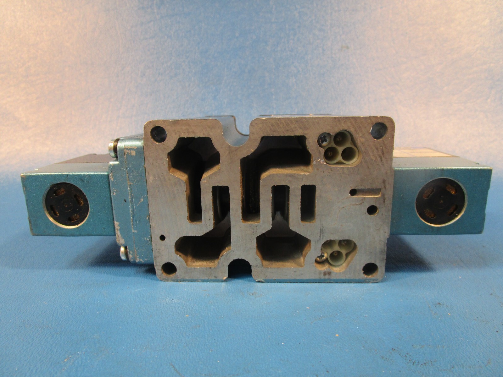MAC 6321D-000-PM-501DA SOLENOID VALVE; 4-WAY; 0-150PSI; 110/120VAC; 50/60HZ; 6.8