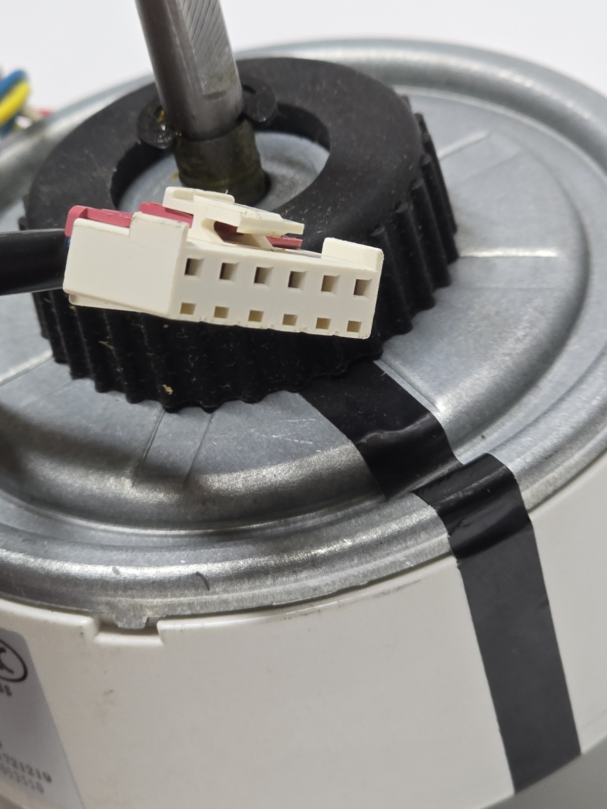 ZWR15-D FN10D-ZL Brushless DC Motor 200-370V 15W 1400RPM Fits Gree 150104060117