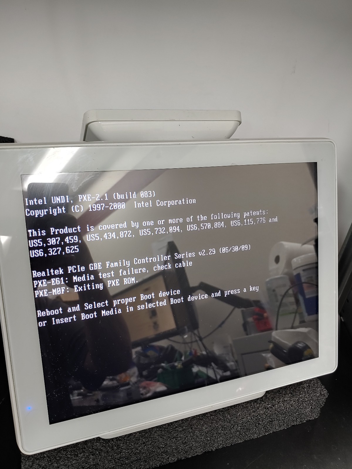 POINDUS VariPOS-815 Leapset True Flat Touch Screen POS System