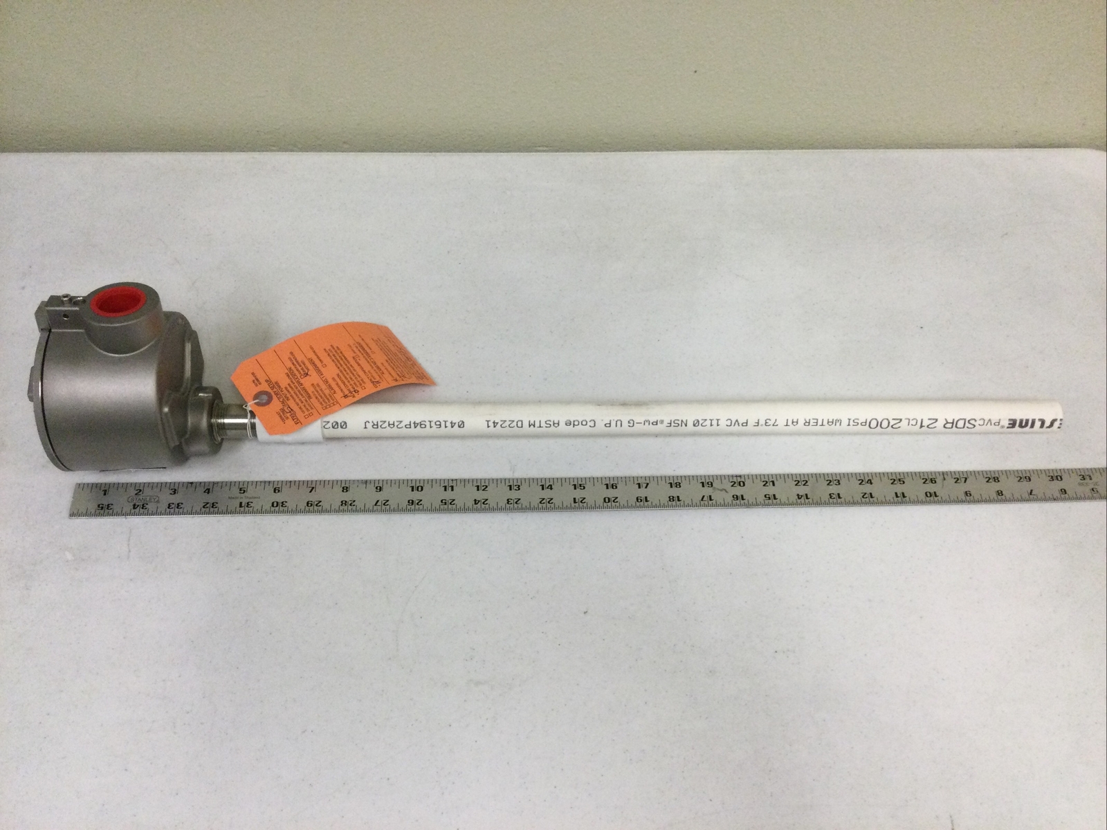 NEW, FCI FLUID COMPONENTS FLT93S-1B1A10WE4DC0000 SENSOR HEAD SINGLE SEAL 624271