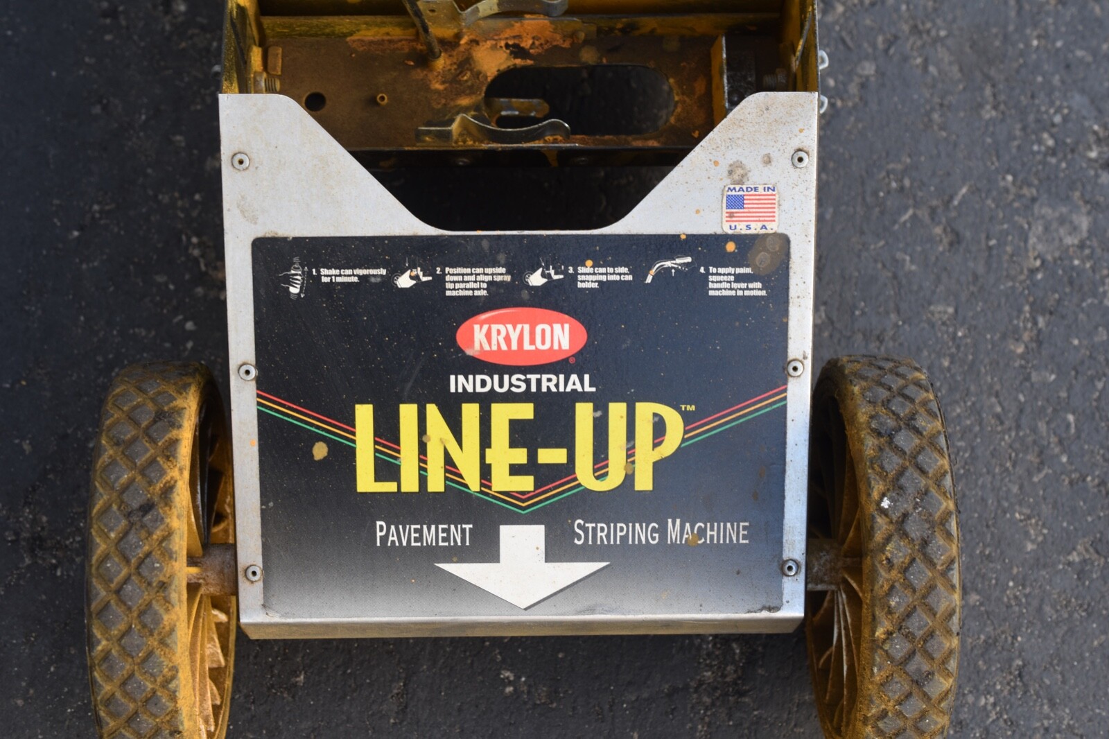 Krylon Industrial PAVEMENT STRIPING MACHINE BLACK w 10 pc paint cans