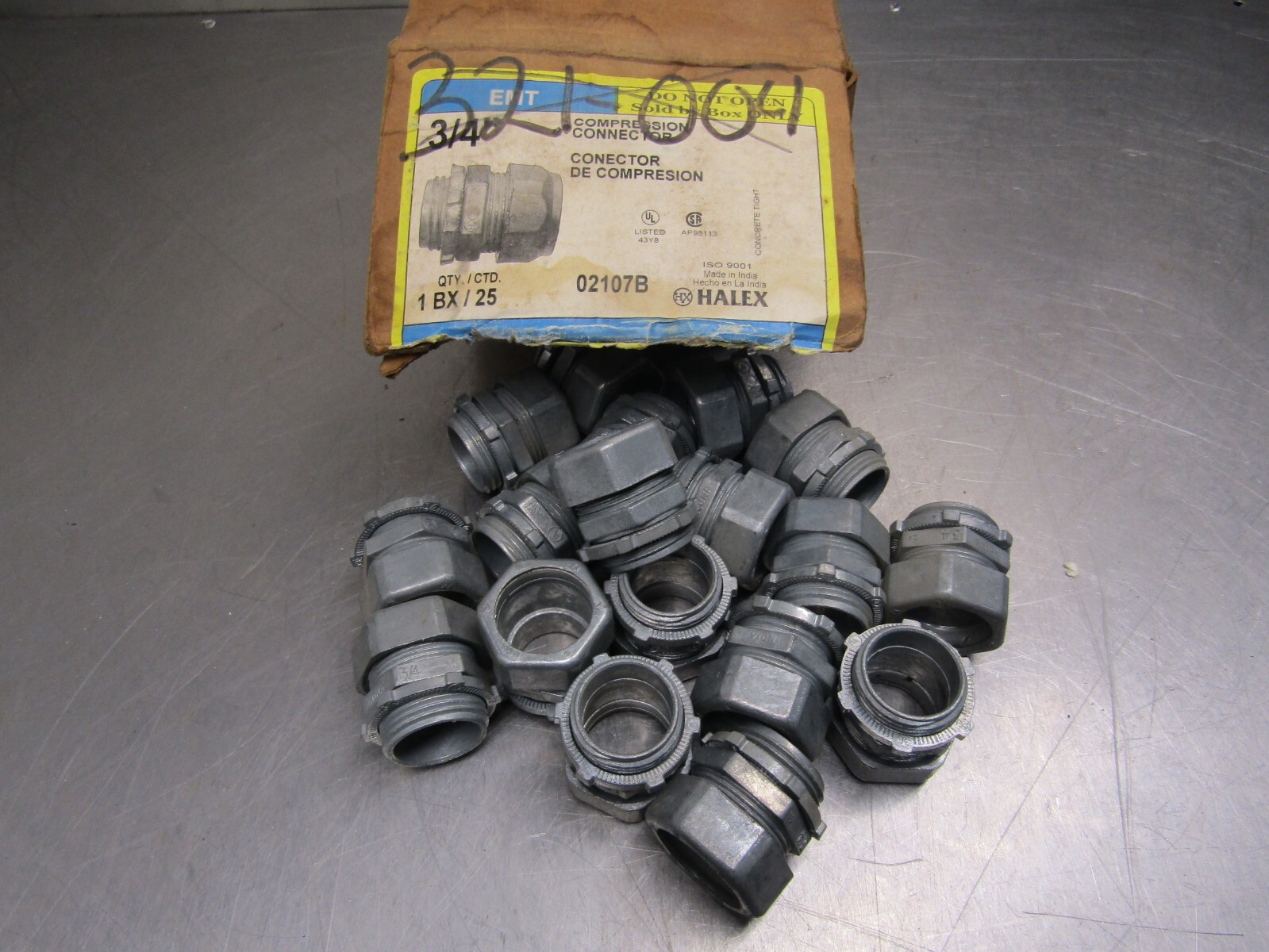 Halex 02107B 3/4″ Compression Connector Lot of 18!