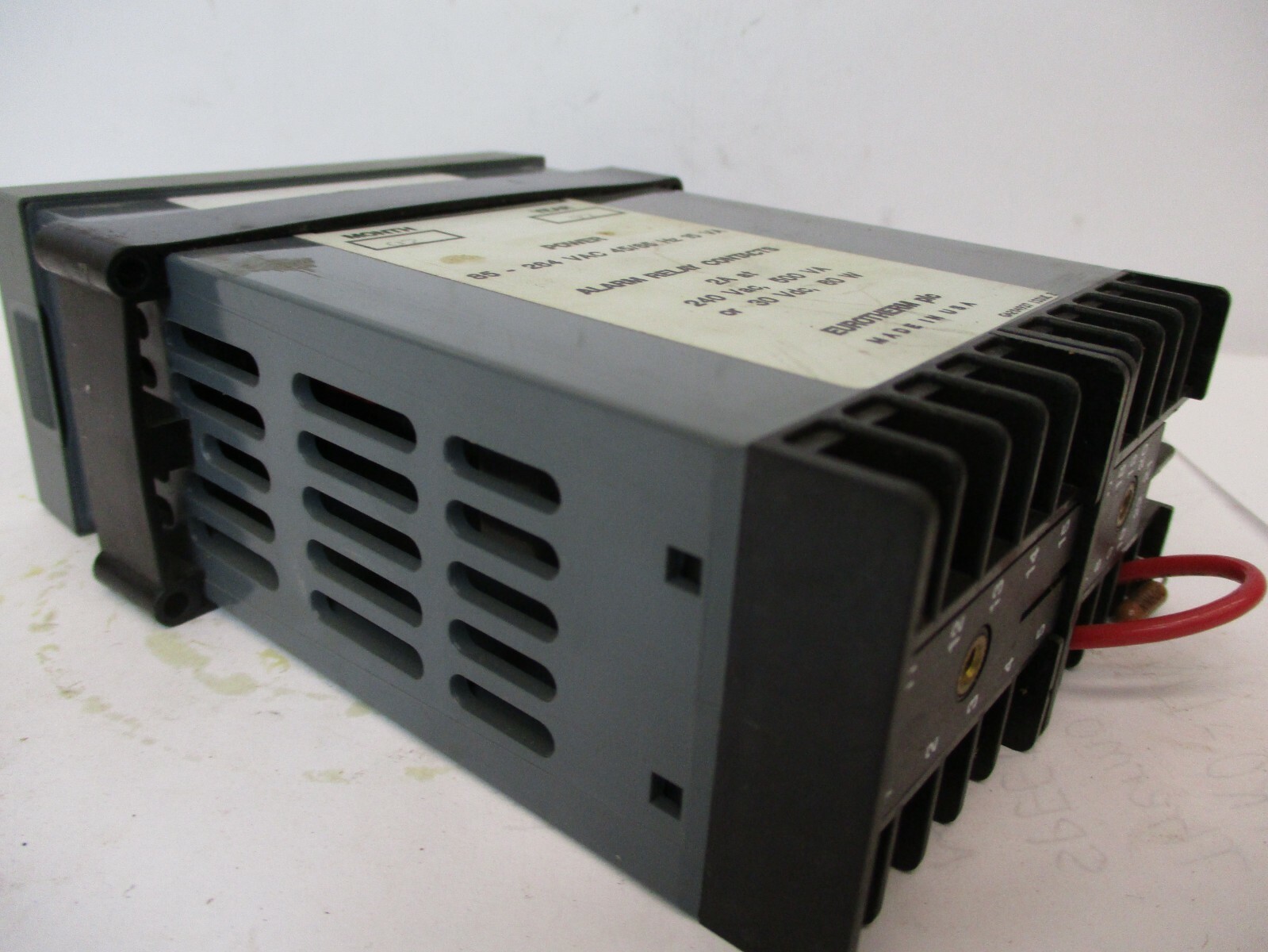 760/2/1/0/1/0 85-264 VAC, 45/65 Hz, 15 VA A2207WVS