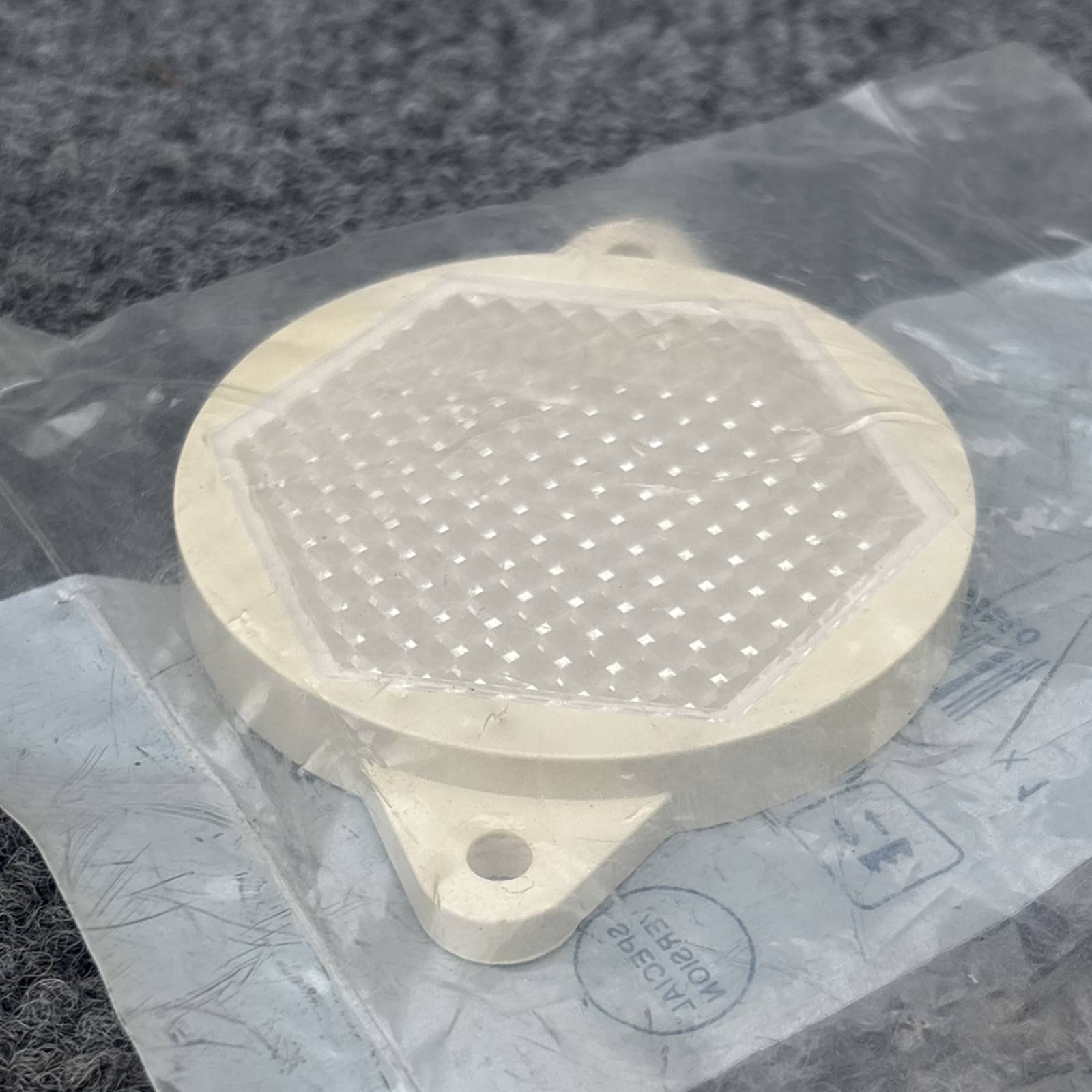 BALLUFF DLM R2-F346 Reflector White DLM R2-F346 New Other