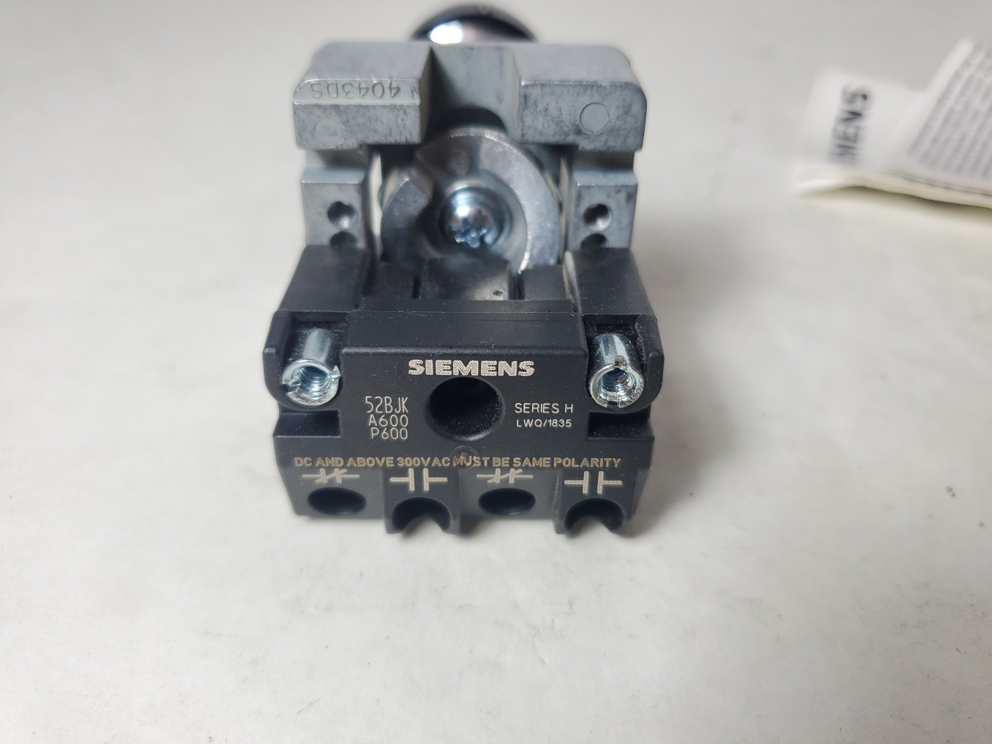 Hubbell Killark GO5-2A3F-N34 Selector Switch Control Operators G052A3FN34