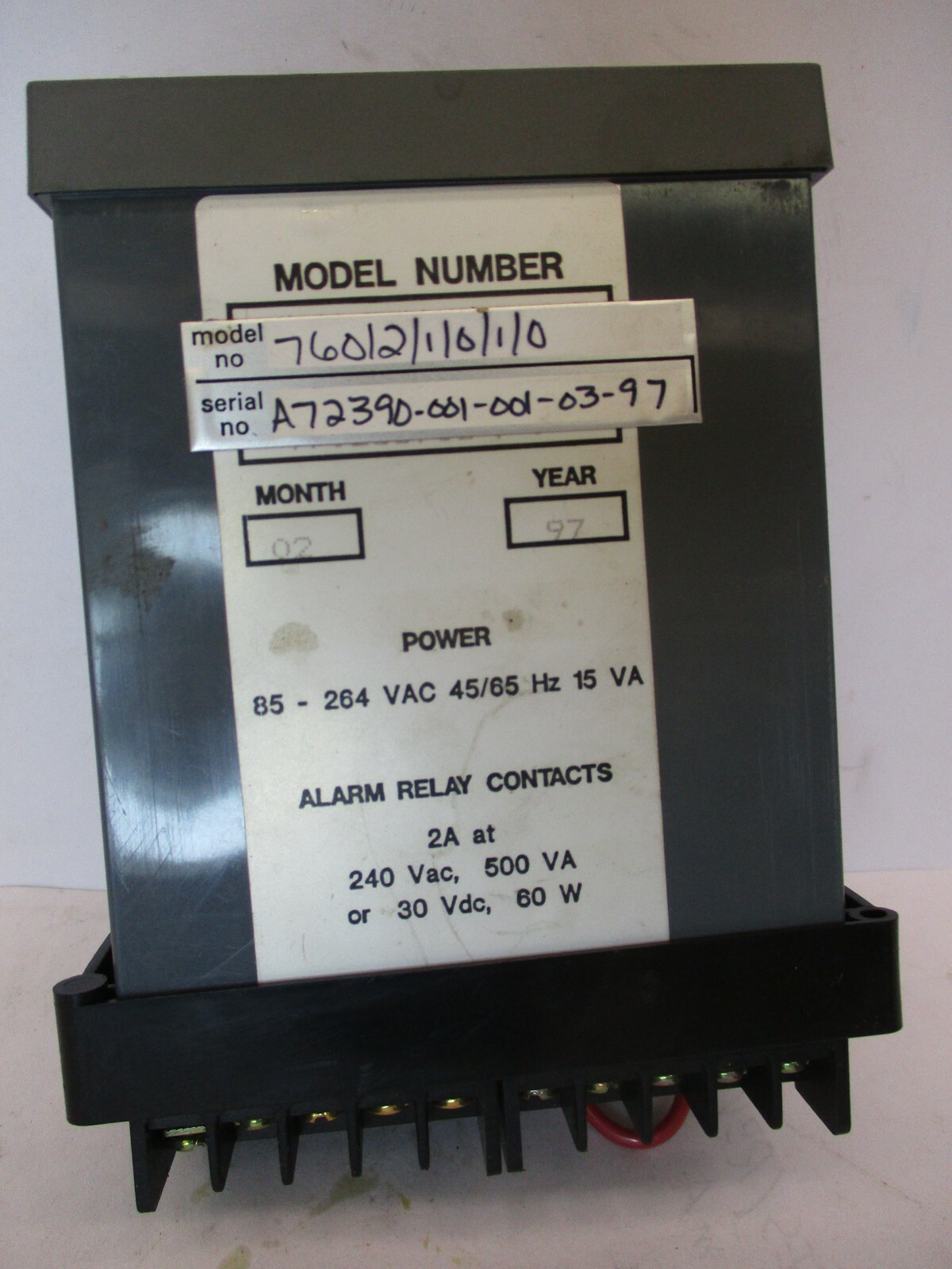 760/2/1/0/1/0 85-264 VAC, 45/65 Hz, 15 VA A2207WVS