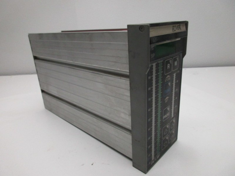 FISHER DPR900X1-A7 CONTROLLER TYPE DPR900 (AS PICTURED) UNMP