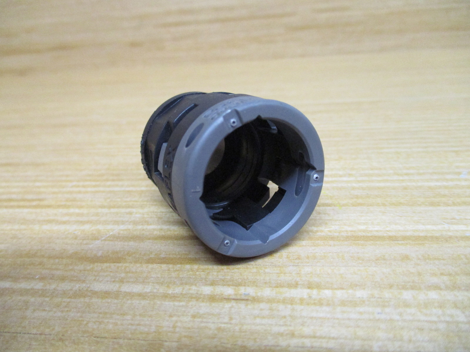 Moltec NMPT-C17-1/2″ Teaflex Connector NMPT-C-NW17-M25