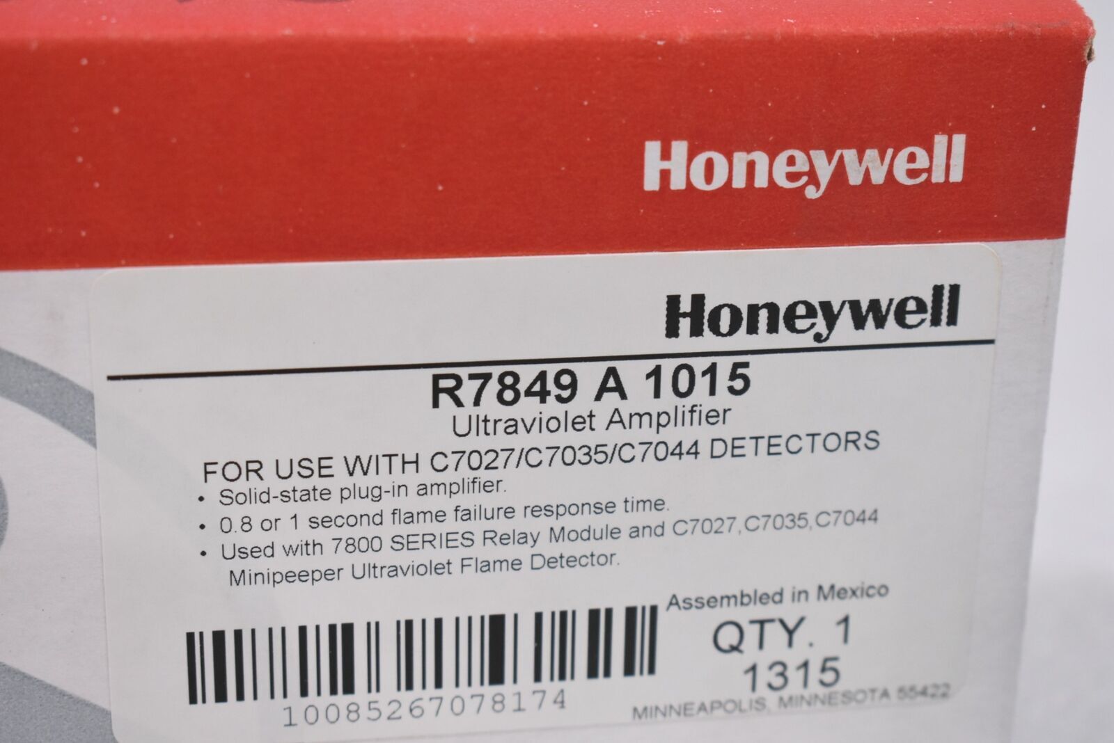 HONEYWELL R7849A1015 FLAME AMPLIFIER ULTRAVIOLET SOLID STATE PLUG-IN