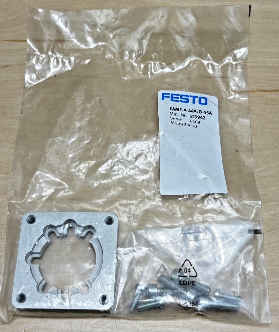 Festo EAMF-A-44A/B-55A Motor Flange, 529942