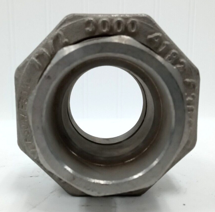 MEGA ITALY F304/ F304L 3000 A182 STAINLESS STEEL PIPE UNION 1 1/2″