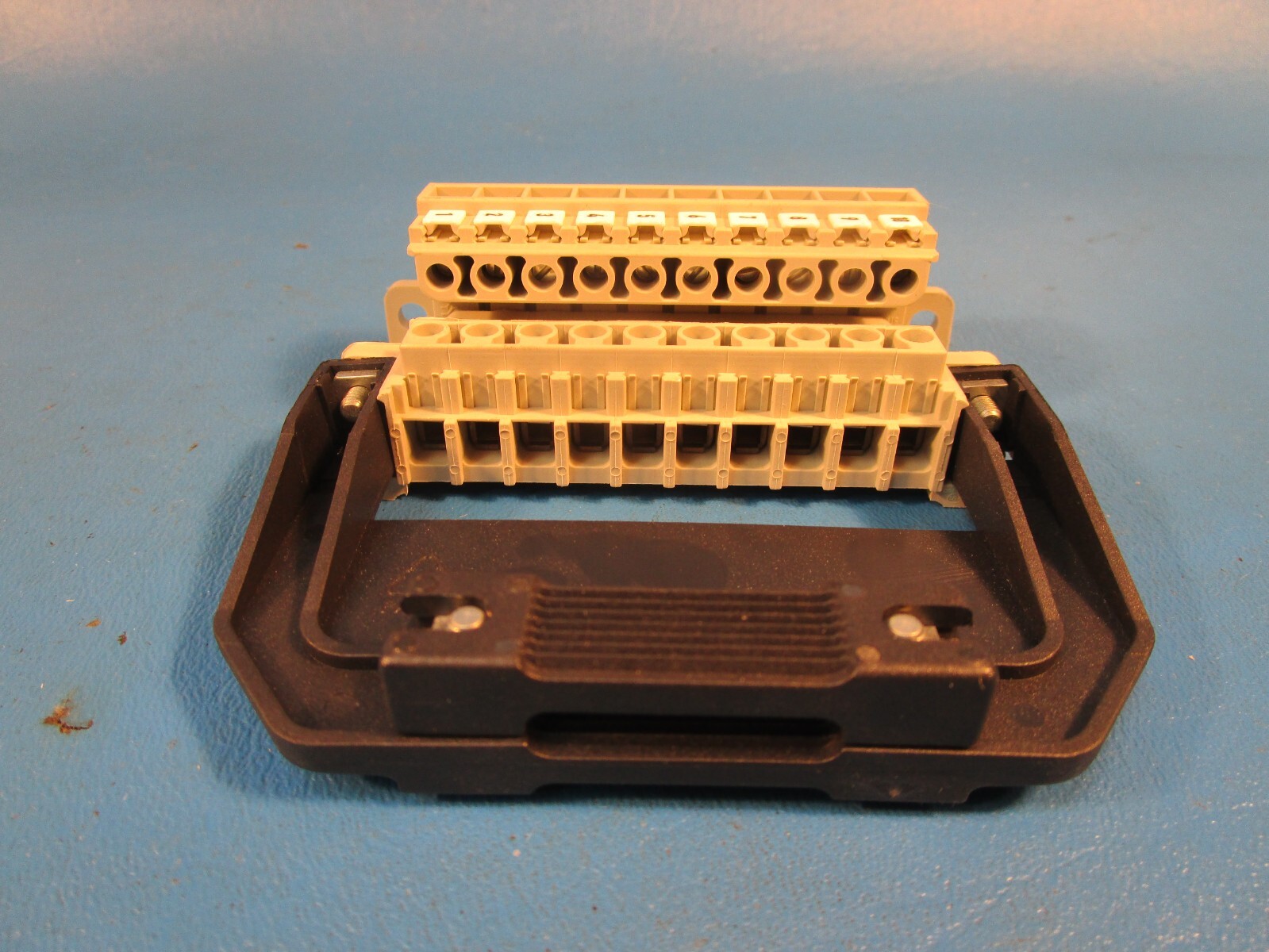 Eaton NZM2-XSVHI, Control Circuit Plug Unit