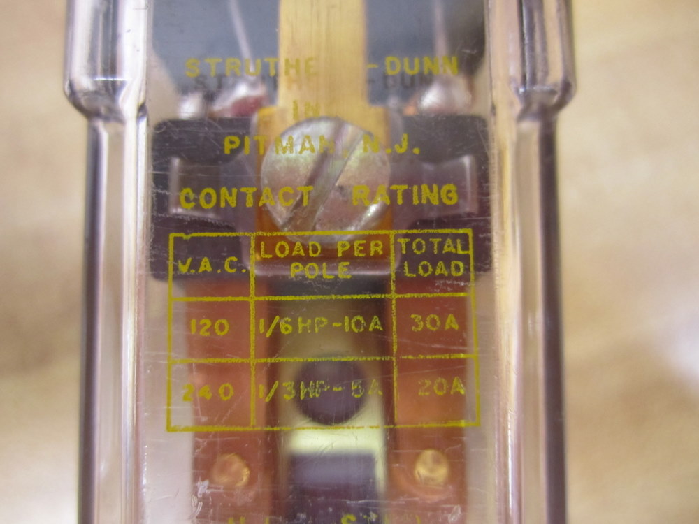 Struthers Dunn 219BBXP Relay 24-28VDC 120VAC 10A