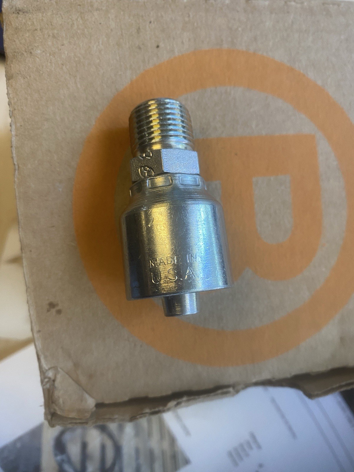 BRAND NEW Bridgeport 581-DC EMT/FMC Coupling Combination Zinc Die Cast, 1/2 Inch