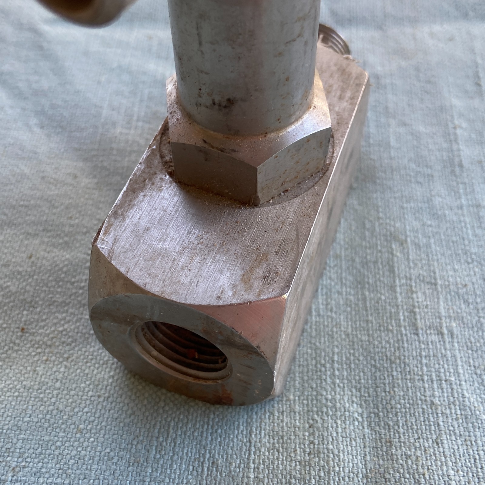 Autoclave Engineers Valve SSV7IM8F8 316-AN 10,000 PSI @ RT MAWP 02-08002851 1/2”