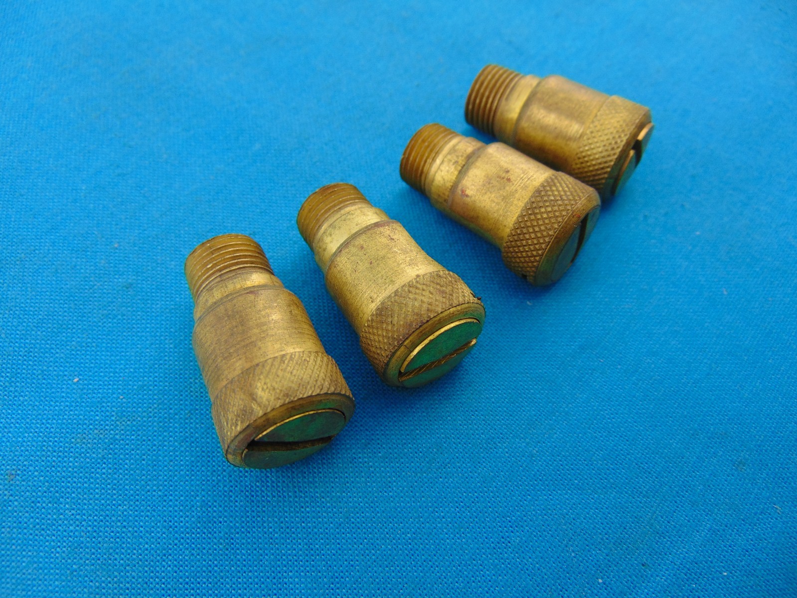 1/8″ NPT Brass Twist Oilers 4 Pieces NOS Early Model T Ford Nice Patina