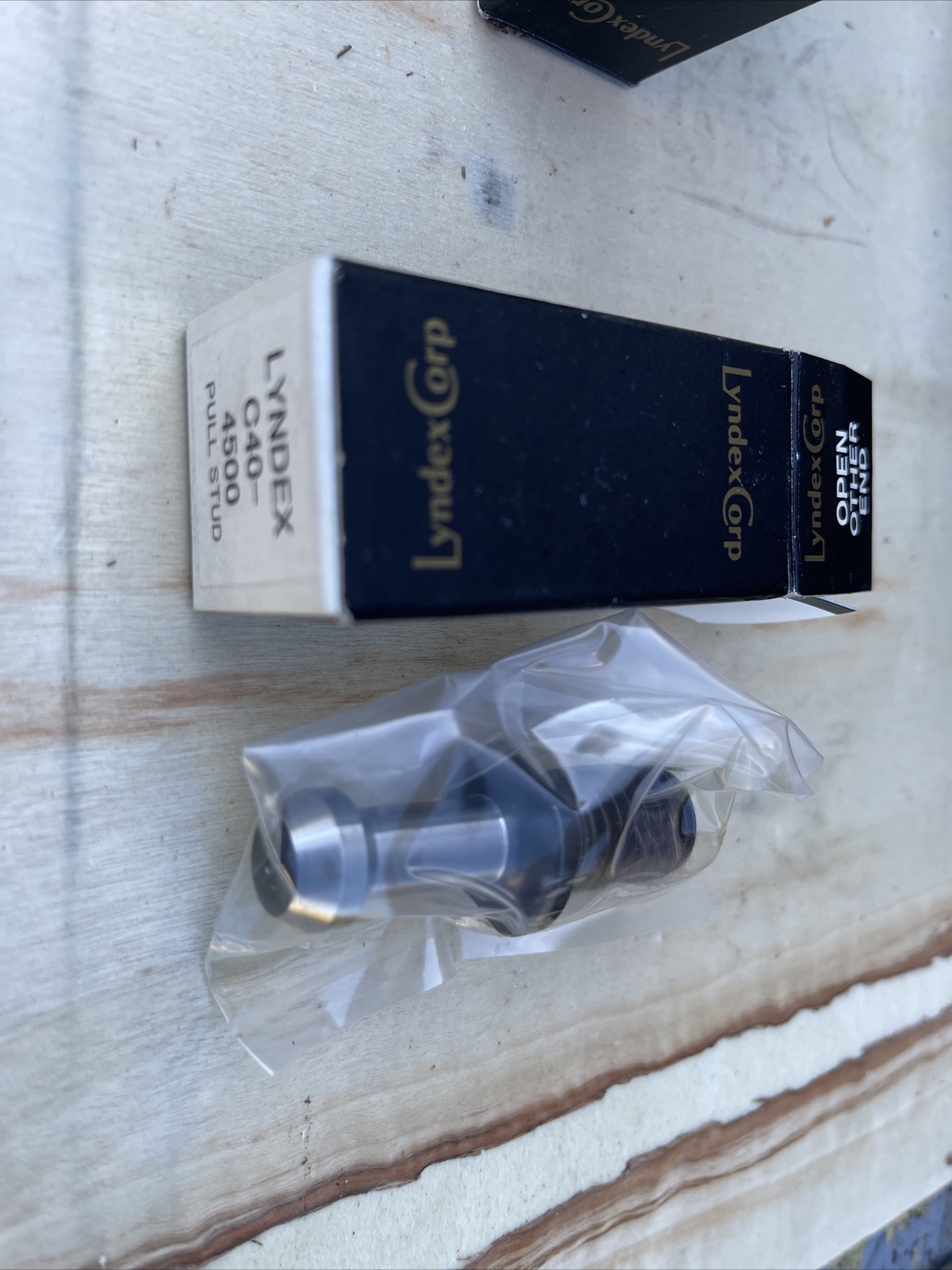 LYNDEX CORP C40-4500 PULL STUD