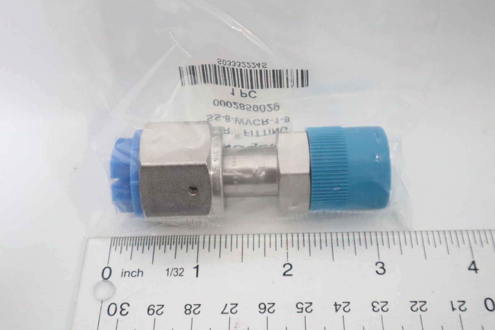 1 NEW SS-8-WVCR-1-8 Swagelok VCR NPT Connector Body, 1/2 in. WVCR x 1/2 in. MNPT