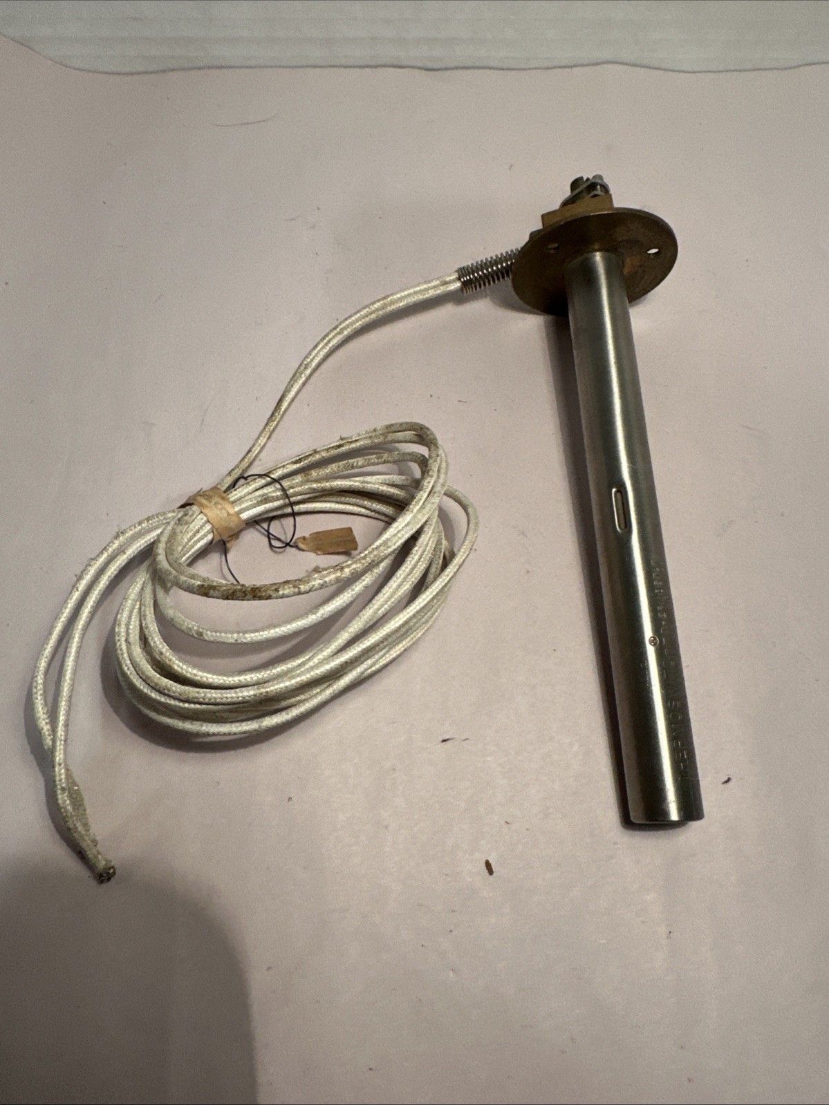 Fenwal 17303 – 11 Thermoswitch ( -100 to 600F) Open Box – nice condition