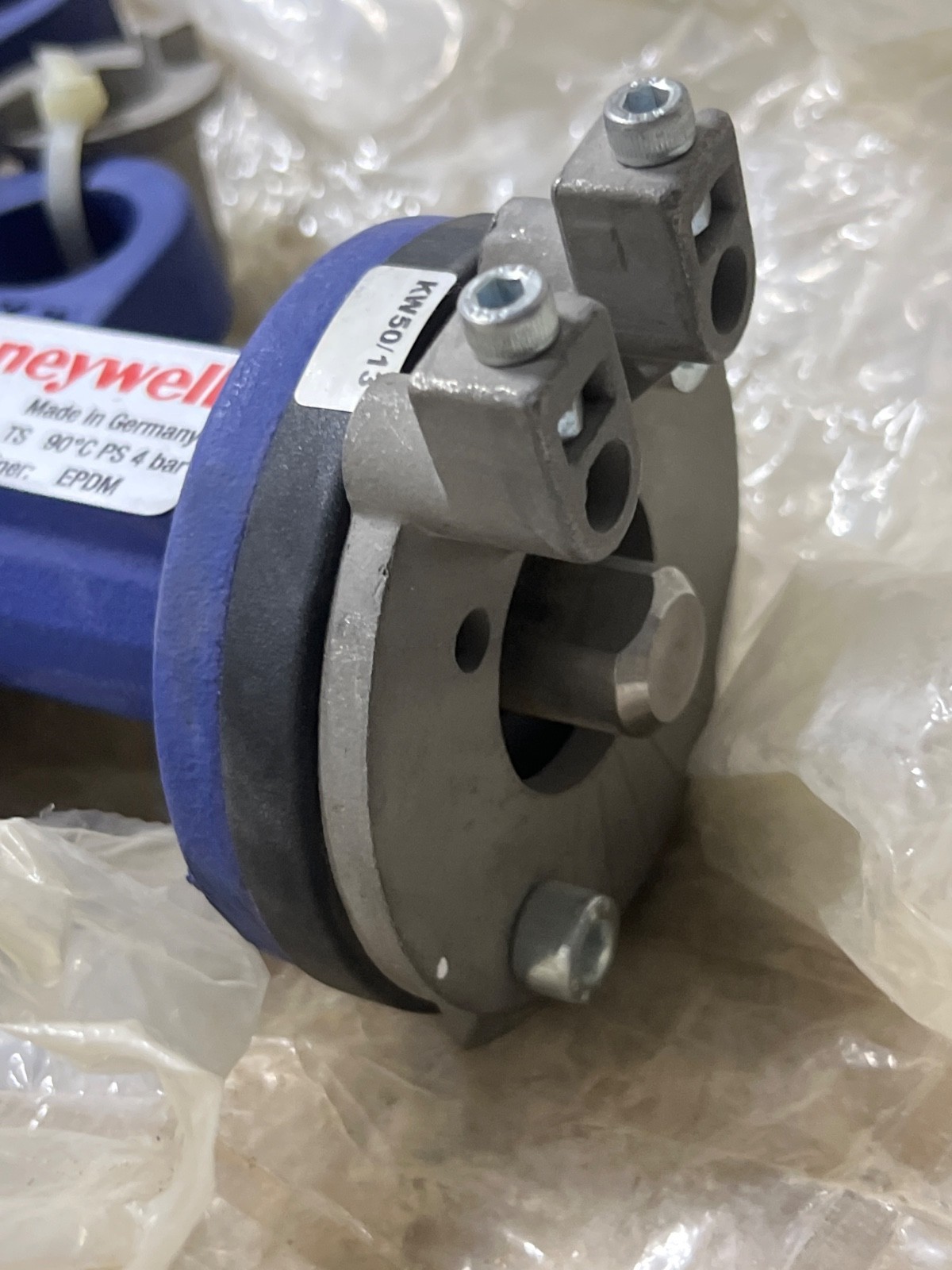 Honeywell V5421B1082 – Valve Body DN 150 2-Way